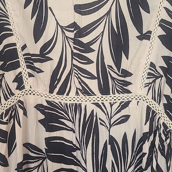 ANGIE Tropical print Maxi Tie Front Cardigan Kimono swim cover Black White Sz M - Picture 11 of 13